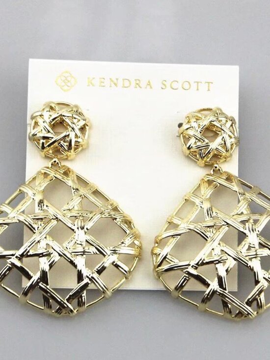 Kendra Scott Jewelry - Kendra Scott Stud Earrings